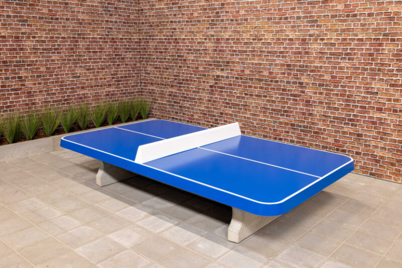 Tischtennisplatte aus Beton - abgerundet flach